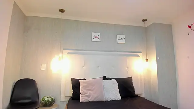 Snapshot of Clarigil chatting on March 2026 01:06:02 PM Clarigil online show from March 2026 01:06:02 PM