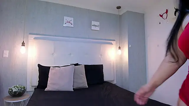 Clarigil online show from April 2026 02:25:01 PM