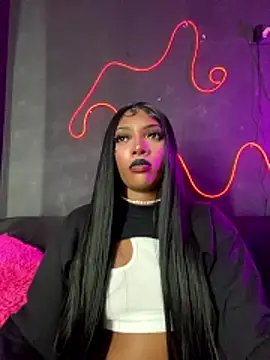 TIFFANYYSTAR online show from January 2026 04:00:01 PM