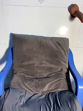 Bella cum online show from December 2025 02:26:01 PM