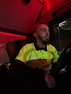 donnuozfutura online show from January 2025 07:07:02 PM