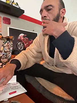 donnuozfutura online show from February 2025 12:16:01 PM