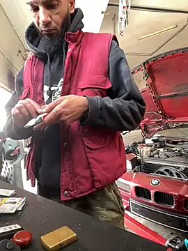 donnuozfutura online show from February 2025 11:17:02 AM