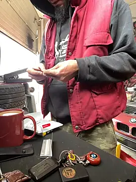 donnuozfutura online show from February 2025 12:06:02 PM