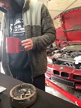 donnuozfutura online show from February 2025 10:26:01 AM