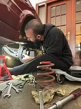 donnuozfutura online show from February 2025 01:31:02 PM