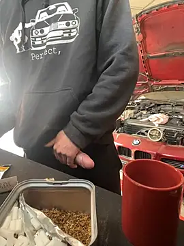 donnuozfutura online show from March 2025 11:00:01 AM