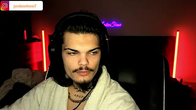 JordanShow online show from December 2025 04:23:02 PM