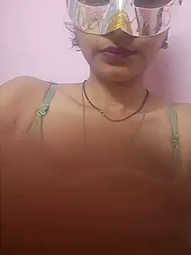 Nandinip2706 online show from May 2026 03:17:02 PM