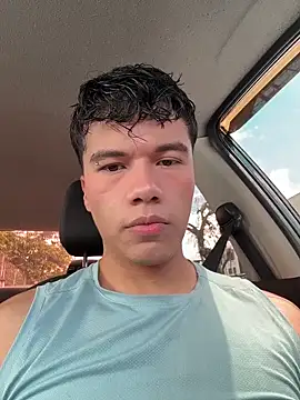 Logan smith1 online show from December 2025 05:20:02 PM