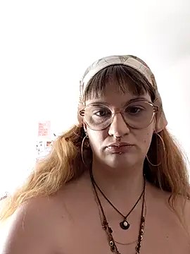 PrincesseMalicia online show from April 2026 01:45:02 PM