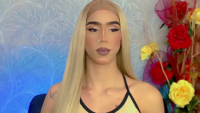 Snapshot of briana_sex32 chatting on February 2026 05:44:02 AM briana sex32 online show from February 2026 05:44:02 AM