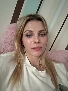 Snapshot of Liya_my chatting on May 2026 05:18:01 PM Liya my online show from May 2026 05:18:01 PM