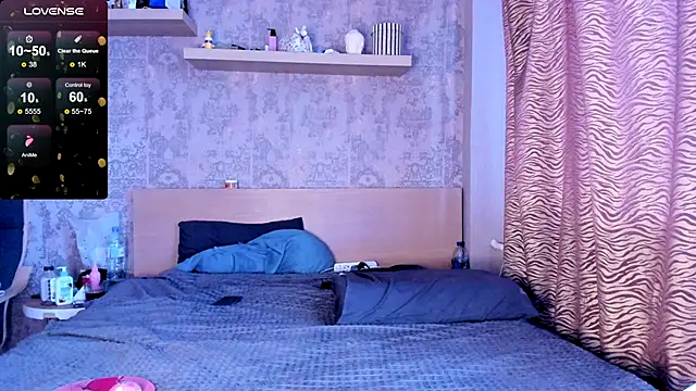 Snapshot of purebeautie13 chatting on January 2025 11:07:01 AM purebeautie13 online show from January 2025 11:07:01 AM