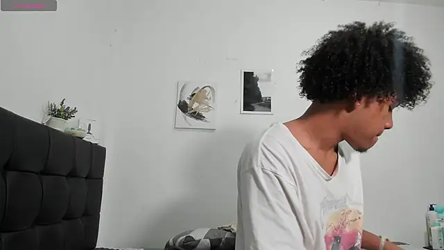 RoddyRich11 online show from January 2025 02:10:02 PM