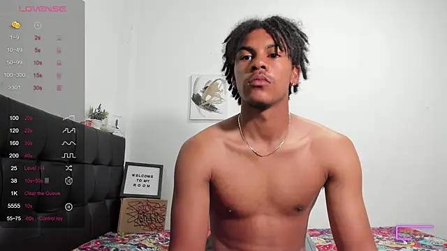 RoddyRich11 online show from October 2025 11:41:02 AM