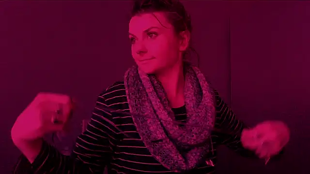 Snapshot of Phoenixmonroe0810 chatting on December 2024 10:30:02 PM Phoenixmonroe0810 online show from December 2024 10:30:02 PM