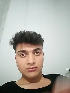 Snapshot of boy_3835 chatting on March 2025 02:54:01 AM boy 3835 online show from March 2025 02:54:01 AM