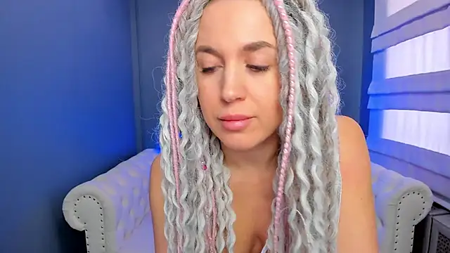 rock n roxy online show from February 2025 05:09:01 AM