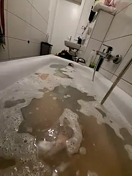 Jerryeno online show from March 2026 10:02:02 PM