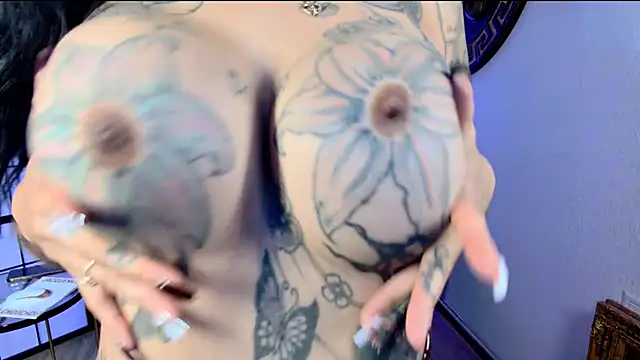 Snapshot of LeylaDelAmor chatting on September 2025 11:10:02 AM LeylaDelAmor online show from September 2025 11:10:02 AM