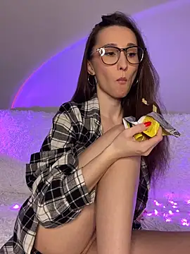 Snapshot of cutte_dora chatting on March 2026 03:08:01 PM cutte dora online show from March 2026 03:08:01 PM