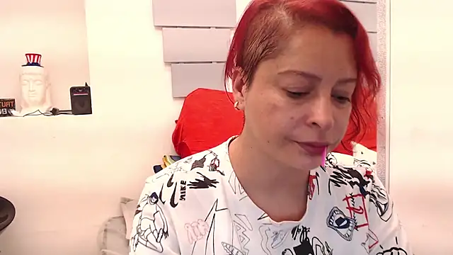 Snapshot of eva_twiss chatting on July 2026 01:47:02 PM eva twiss online show from July 2026 01:47:02 PM