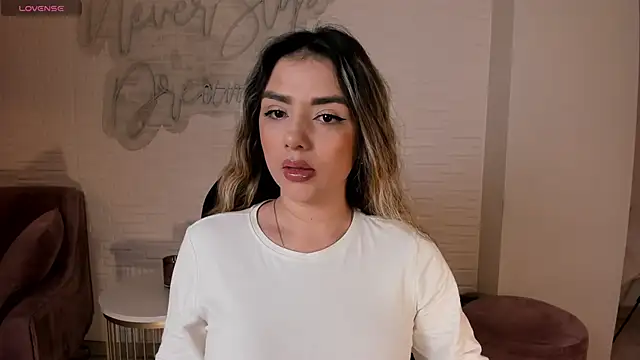 Snapshot of ChloePreston_ chatting on March 2025 10:38:01 AM ChloePreston  online show from March 2025 10:38:01 AM