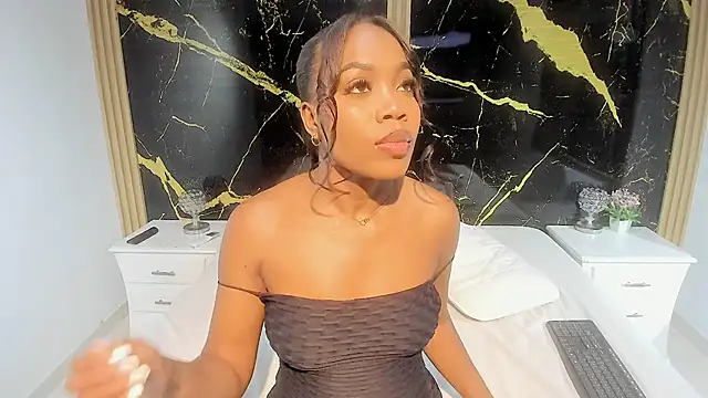 CarlieLyn online show from March 2026 07:09:01 PM