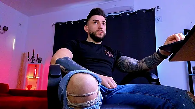 MightyAaron66 online show from March 2026 05:02:02 AM