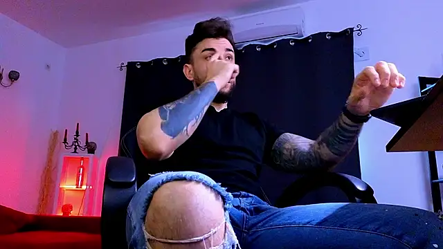 MightyAaron66 online show from March 2026 04:50:01 AM