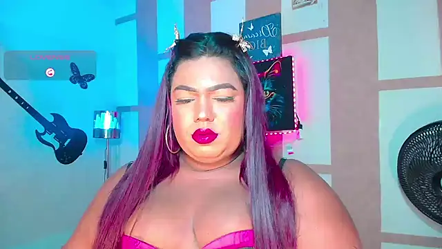 Snapshot of OpraxBellinda chatting on February 2026 02:48:01 AM OpraxBellinda online show from February 2026 02:48:01 AM