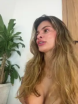 cuteluci  online show from June 2026 01:28:02 AM