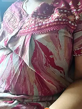 Snapshot of samitasharma chatting on July 2026 04:36:02 AM samitasharma online show from July 2026 04:36:02 AM