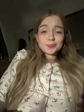 Baby Tiny online show from January 2025 09:28:02 PM