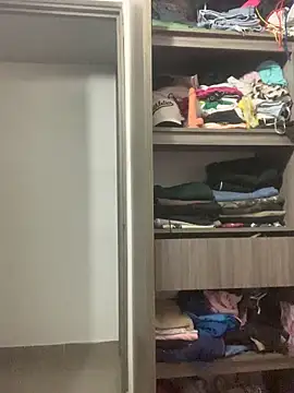 karla nill online show from March 2026 08:05:02 PM