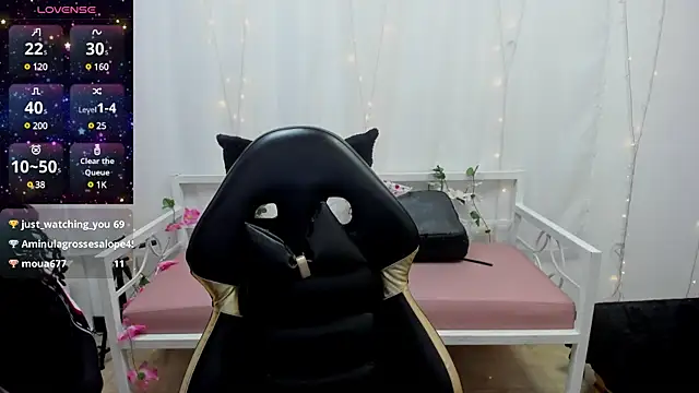 Abigail Wilson  online show from December 2024 05:50:01 AM