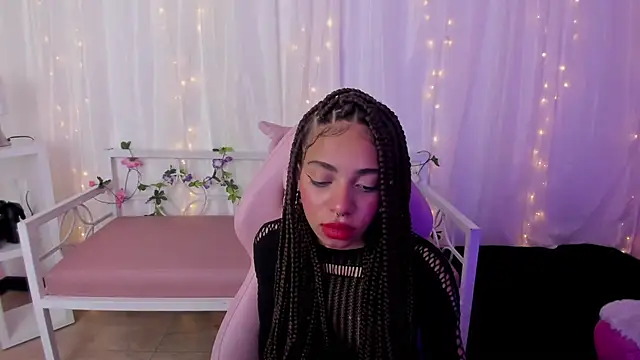 Abigail Wilson  online show from February 2025 11:36:01 PM