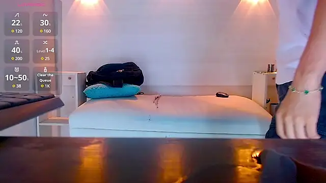 Snapshot of Molly_Spears chatting on January 2025 06:43:02 PM Molly Spears online show from January 2025 06:43:02 PM