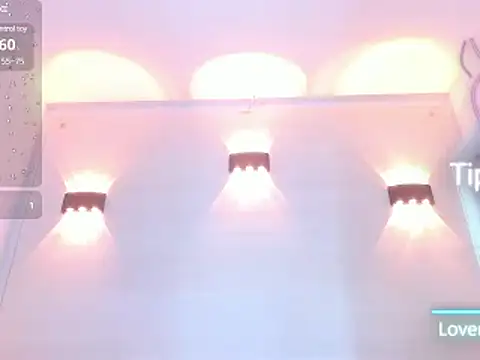 Snapshot of Molly_Spears chatting on February 2025 02:46:01 PM Molly Spears online show from February 2025 02:46:01 PM