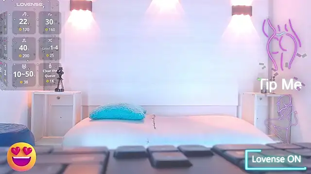 Snapshot of Molly_Spears chatting on February 2025 12:06:02 PM Molly Spears online show from February 2025 12:06:02 PM