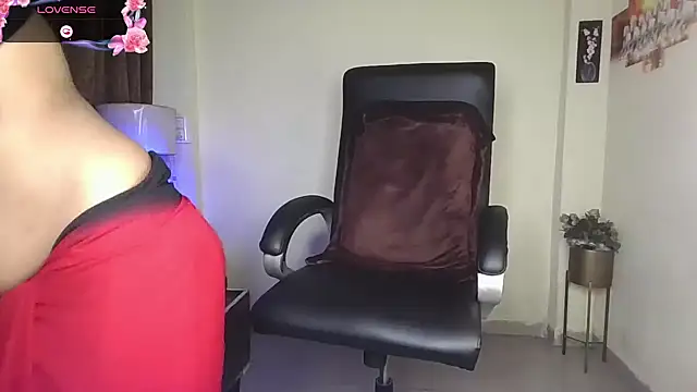 Black-Pearll online show from February 2026 04:09:01 AM