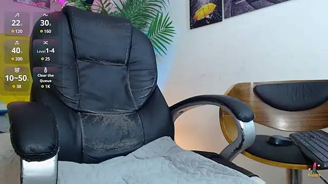 nolan twink1 online show from January 2025 08:53:02 PM