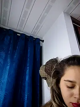 LaurenWelly  online show from September 2025 11:15:02 PM