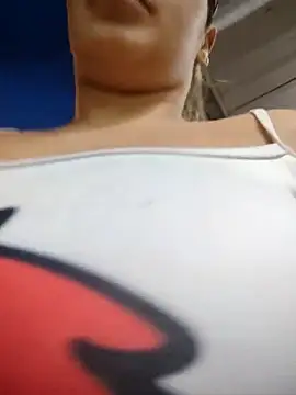 LaurenWelly  online show from November 2025 11:05:01 PM