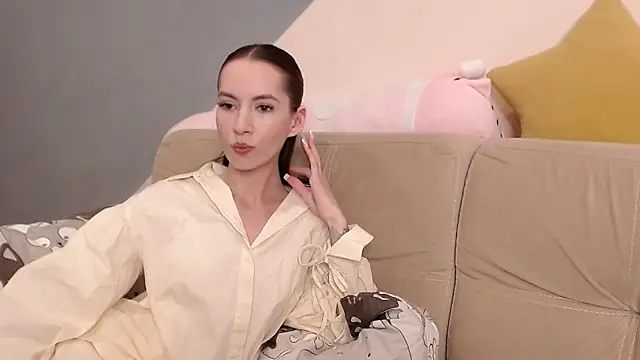 Snapshot of AmbrielHailey chatting on June 2026 11:35:01 AM AmbrielHailey online show from June 2026 11:35:01 AM