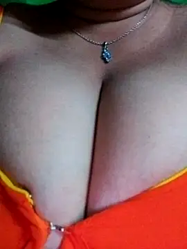 Snapshot of Rinki_Guptaa chatting on January 2025 12:36:02 PM Rinki Guptaa online show from January 2025 12:36:02 PM