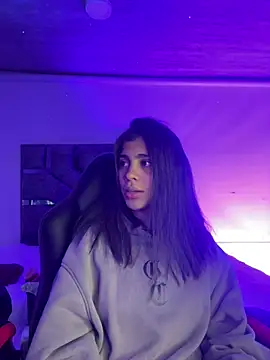 NINA 18 YEARS online show from January 2026 12:37:01 AM