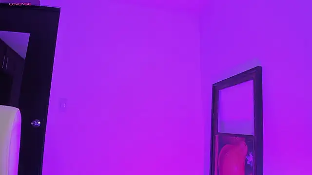 Snapshot of TinaJonnes_ chatting on February 2026 09:04:02 AM TinaJonnes online show from February 2026 09:04:02 AM