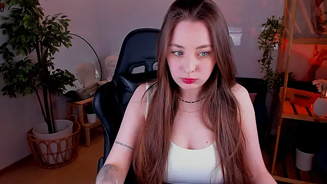 MoonLissa online show from January 2025 09:51:02 AM